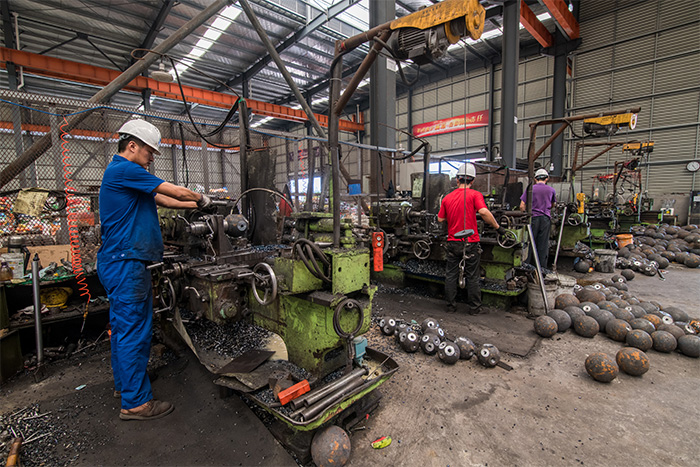 调兵山网架配件车间